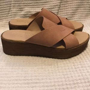 Wedge sandals